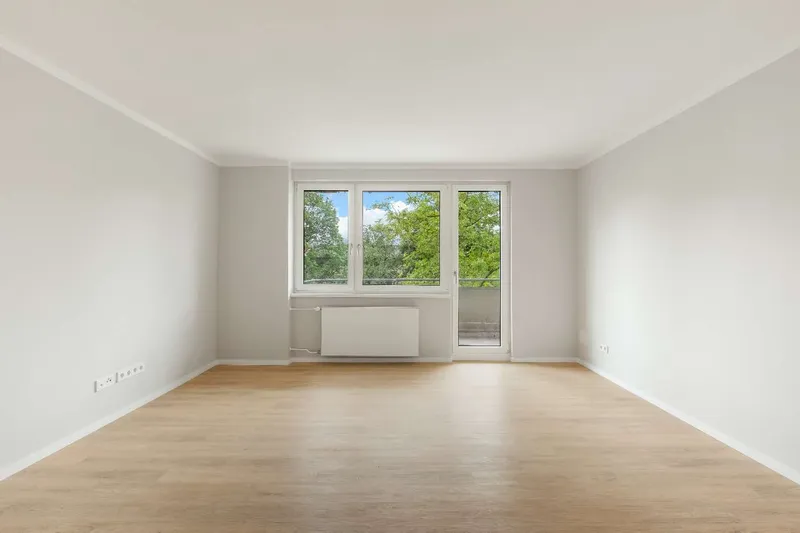 Gut geschnittene 2-Zimmer Wohnung mit Einbauküche in Spandau sucht Nachmieter zum 01.11.2026! — photo 1